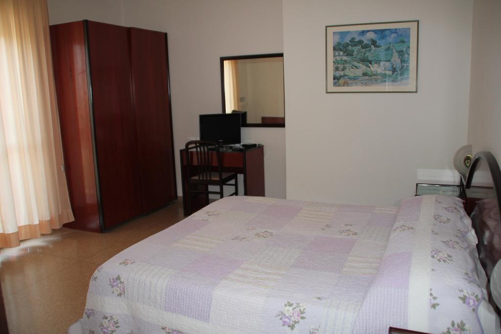 קזלקיו די רנו Nuovo Hotel San Martino Snc חדר תמונה