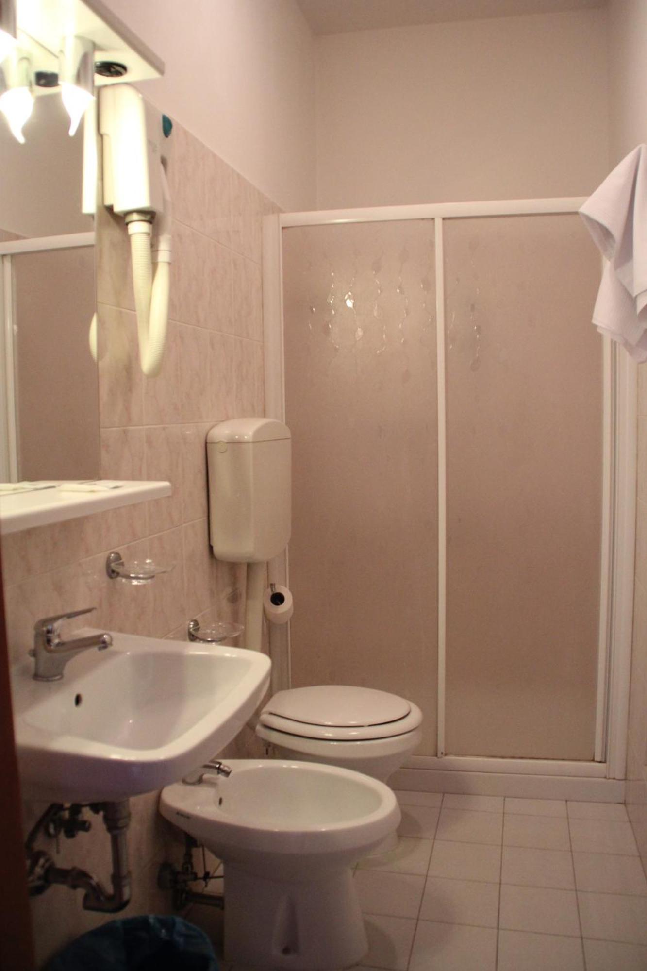 קזלקיו די רנו Nuovo Hotel San Martino Snc חדר תמונה