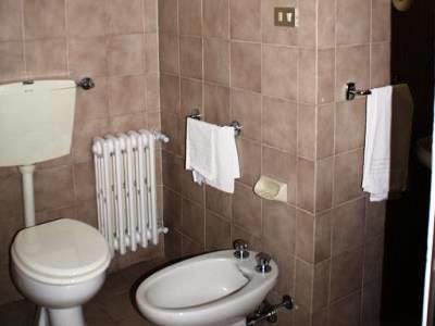 קזלקיו די רנו Nuovo Hotel San Martino Snc מראה חיצוני תמונה